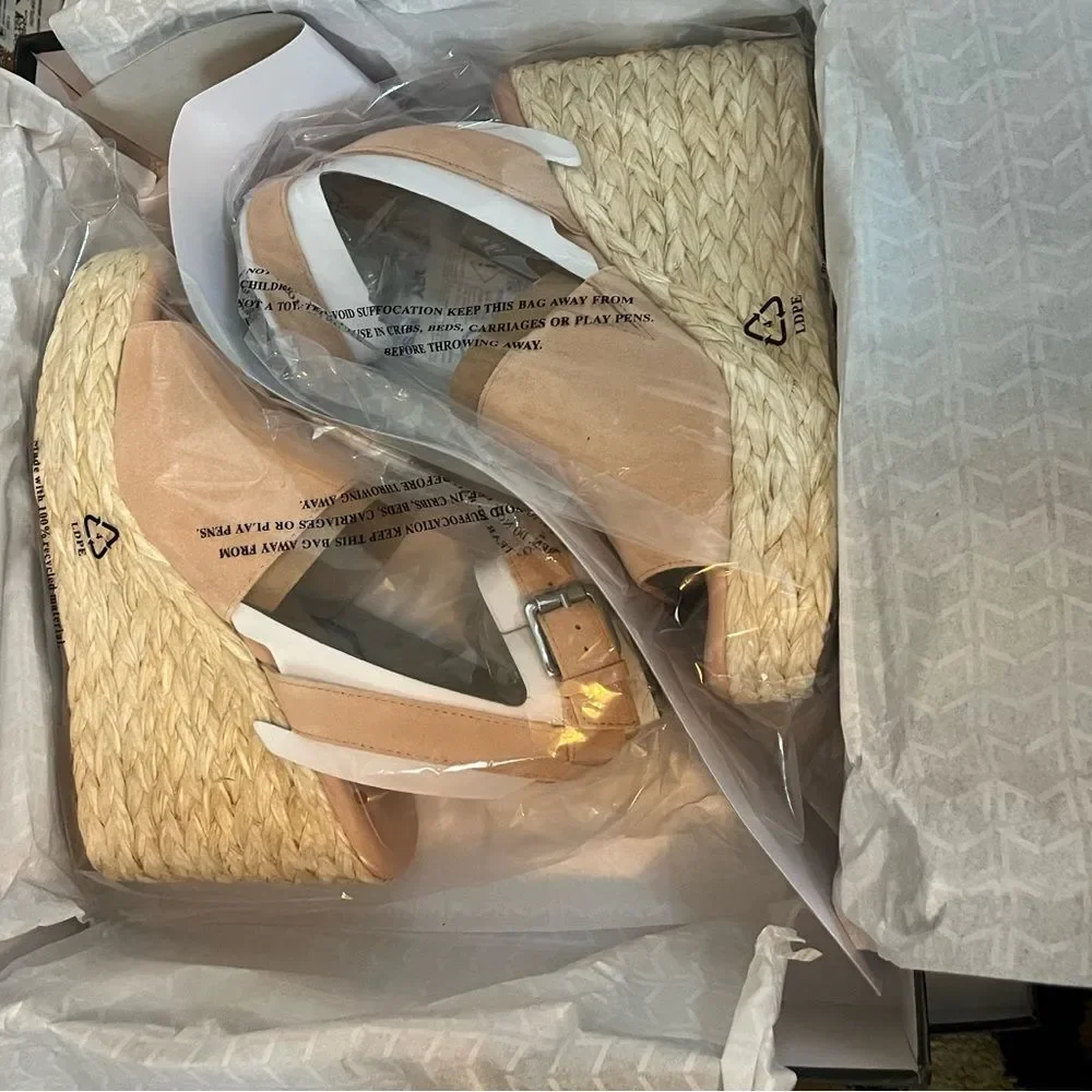 NWT MARC FISHER LTD NELLY ANKLE STRAP WEDGE SANDALS SUMMER CASUAL WOMENS SIZE 10